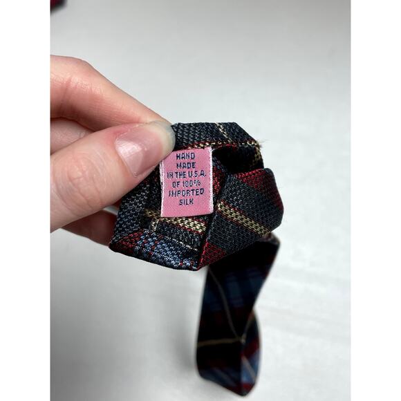 VINEYARD VINES Bundle of 2 Men's Neck Ties 100% Silk Plaid Check Multi Striped - Picture 11 of 14
